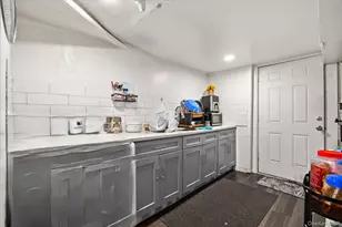 95-22 112th St, Richmond Hill, NY 11419 - Photo 27