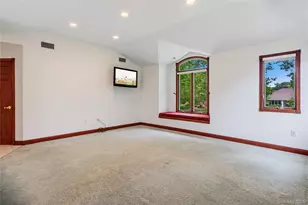 565 Mohawk Rd, West Hempstead, NY 11552 - Photo 29