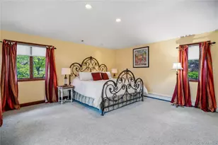 565 Mohawk Rd, West Hempstead, NY 11552 - Photo 35