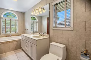 565 Mohawk Rd, West Hempstead, NY 11552 - Photo 31