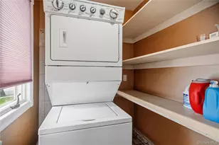 565 Mohawk Rd, West Hempstead, NY 11552 - Photo 29