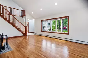 565 Mohawk Rd, West Hempstead, NY 11552 - Photo 11
