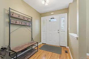 14 Long House Way, Commack, NY 11725 - Photo 3