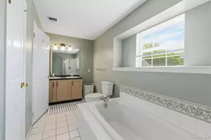 14 Long House Way, Commack, NY 11725 - Photo 19