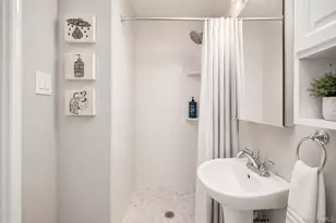 11 Lourae Dr, Massapequa Park, NY 11762 - Photo 25