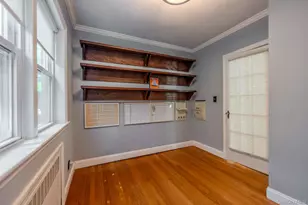 20 Hillside Ave, Huntington, NY 11743 - Photo 13