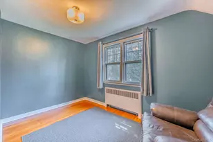 20 Hillside Ave, Huntington, NY 11743 - Photo 23