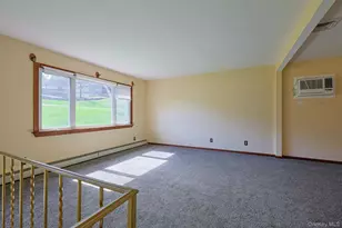 70 Bayberry Dr, Monroe, NY 10950 - Photo 7
