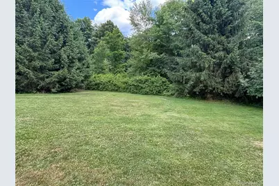 8 Trillium Road, Pleasant Valley, NY 12569 - Photo 29
