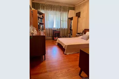 8032 90th Avenue, Woodhaven, NY 11421 - Photo 5