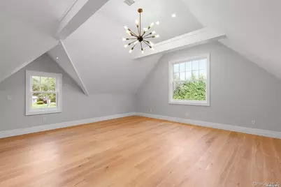 50 South Drive, Manhasset, NY 11030 - Photo 23