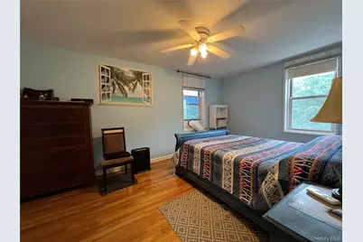 1425 Thieriot Avenue #4N, Bronx, NY 10460 - Photo 5