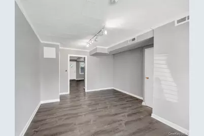 561 Logan Avenue, Bronx, NY 10465 - Photo 3