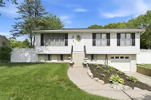 35 Randall Rd, Shoreham, NY 11786 - Photo 3