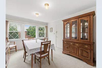 75 Stratford Avenue, Garden City, NY 11530 - Photo 7