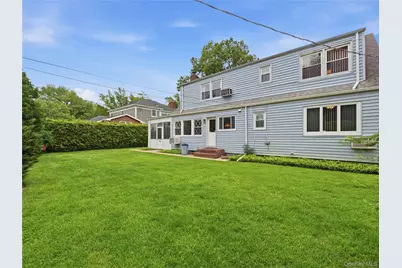 75 Stratford Avenue, Garden City, NY 11530 - Photo 23
