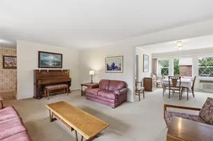 75 Stratford Ave, Garden City, NY 11530 - Photo 5