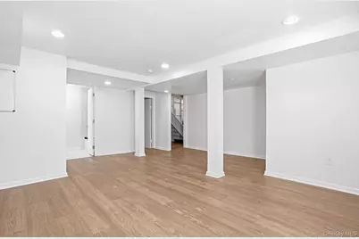 44 Kent Road, White Plains, NY 10603 - Photo 41
