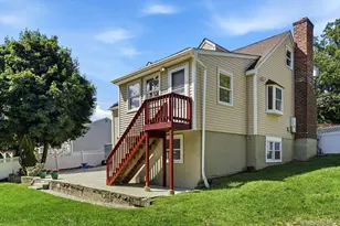 44 Kent Rd, White Plains, NY 10603 - Photo 31