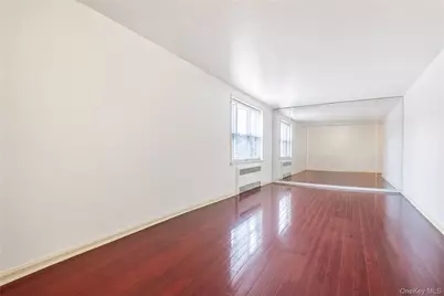 27-05 Parsons Boulevard #6F, Flushing, NY 11354 - Photo 5