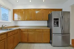 12 Farley Dr, West Haverstraw, NY 10993 - Photo 5