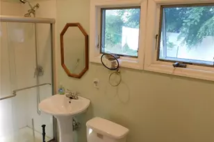 40 Wood Rd, Centereach, NY 11720 - Photo 13