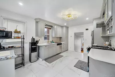 9 Valley View Drive, Yonkers, NY 10710 - Photo 15