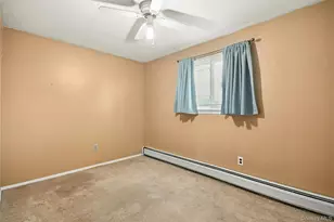16 Sycamore Ln, Levittown, NY 11756 - Photo 19