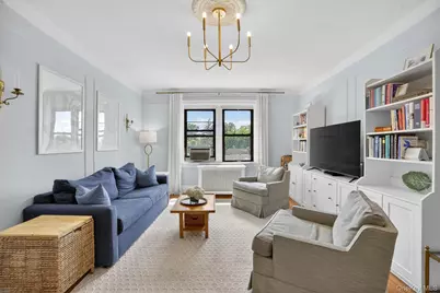 412 Munro Avenue #4F, Mamaroneck, NY 10543 - Photo 1