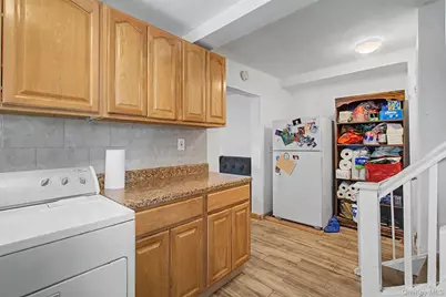 1608 Merry Avenue, Bronx, NY 10461 - Photo 17