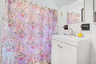 1608 Merry Avenue, Bronx, NY 10461 - Photo 27