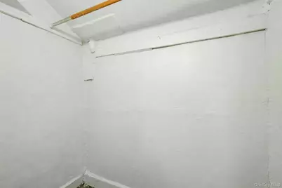 1608 Merry Avenue, Bronx, NY 10461 - Photo 23