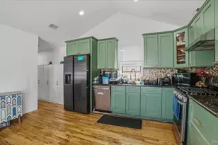 3093 Royal Ave, Oceanside, NY 11572 - Photo 9