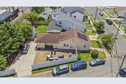 3093 Royal Avenue, Oceanside, NY 11572 - Photo 19