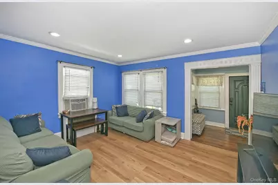 2478 S Saint Marks Avenue, Bellmore, NY 11710 - Photo 9