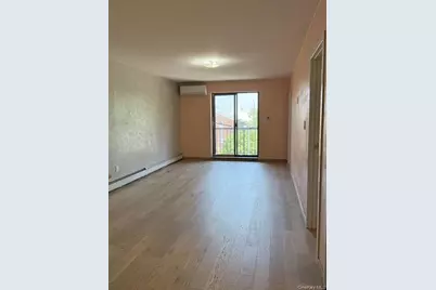 135-08 82nd Avenue #304, Briarwood, NY 11435 - Photo 5