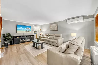 2059 33rd Street, Astoria, NY 11105 - Photo 5