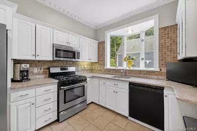 59 Fairview Avenue, Tarrytown, NY 10591 - Photo 19