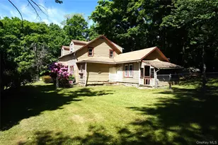 421 Stormville Mountain Rd, Stormville, NY 12582 - Photo 5