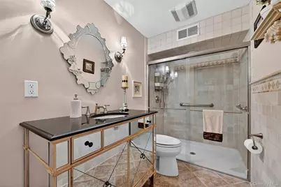208 Oakland Avenue, Monroe, NY 10950 - Photo 43