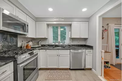 3 Hemion Way, Airmont, NY 10901 - Photo 9