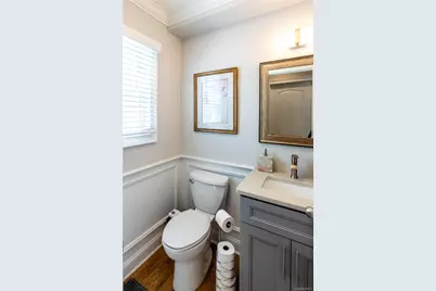 19 Pershing Avenue, Babylon, NY 11702 - Photo 15