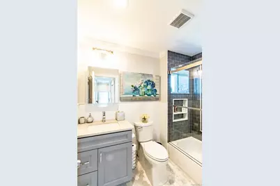 19 Pershing Avenue, Babylon, NY 11702 - Photo 21