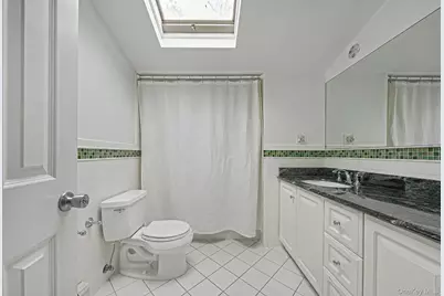 10 Radcliff Boulevard, Glen Head, NY 11545 - Photo 21