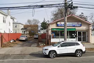 86 City Island Ave, Bronx, NY 10464 - Photo 1