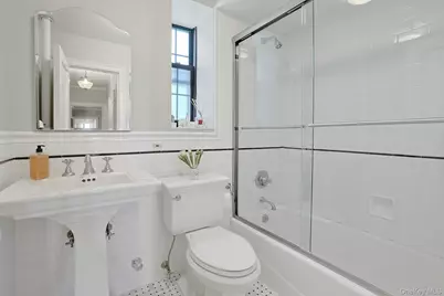 1273 North Avenue #Ent 7 5gh, New Rochelle, NY 10804 - Photo 19