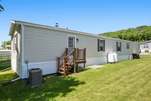 12 Hidden Valley Dr, Middletown, NY 10941 - Photo 5