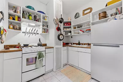 977 Lorimer Street, Brooklyn, NY 11222 - Photo 13