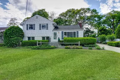714 Tanglewood Road, West Islip, NY 11795 - Photo 1