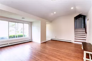 714 Tanglewood Rd, West Islip, NY 11795 - Photo 5